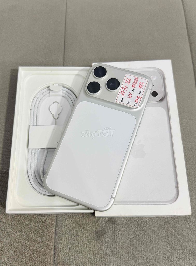 iPhone 17 Pro 256GB Trắng VN Fullbox như mới. Mua bán Điện thoại tại Quận Đống Đa Hà Nội được đăng bởi Lâm Bảo Tuyên hình 1