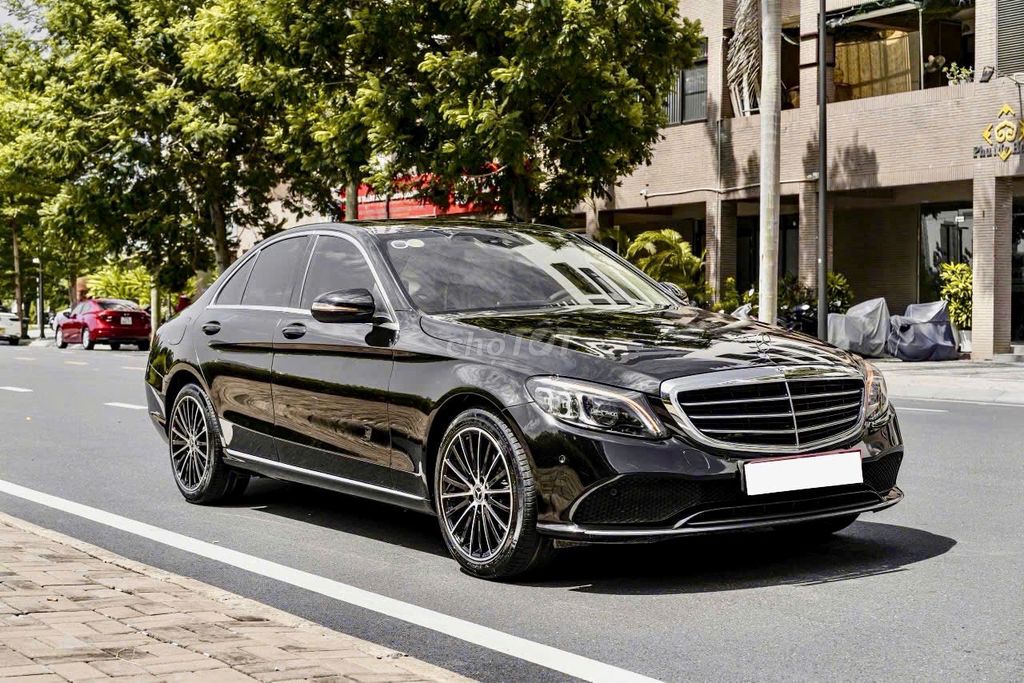 Mercedes C200 Exclusive 2019 - sang trọng lịch lãm. Mua bán Ô tô tại Quận Gò Vấp Tp Hồ Chí Minh được đăng bởi Trường Nguyễn Xe Sang hình 1