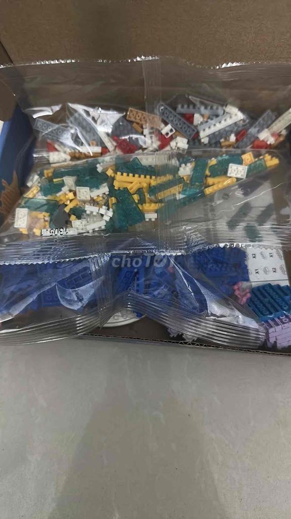 bán bộ lego chưa lắp q7