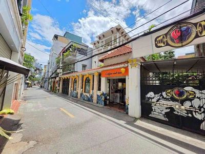 Townhouse 59 m² · 3 bed · Phố Bồ Đề