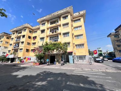Tầng trệt CC Bùi Minh Trực P6Q8 45,5m SHR Căn góc 2 mặt tiền đường 10m