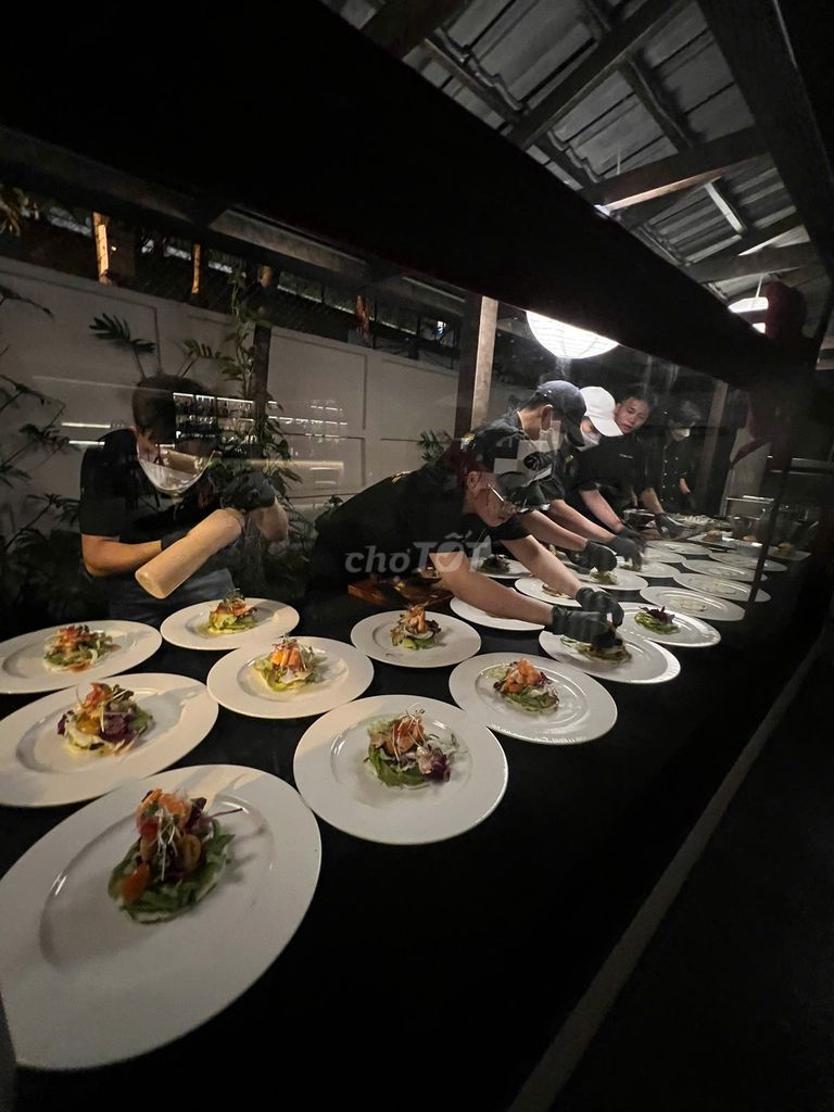 CHẢO NON, BẾP NÓNG, PHỤ BẾP. Việc làm Đầu bếp tại Quận Bình Thạnh Tp Hồ Chí Minh được đăng bởi Đăng Khôi hình 1