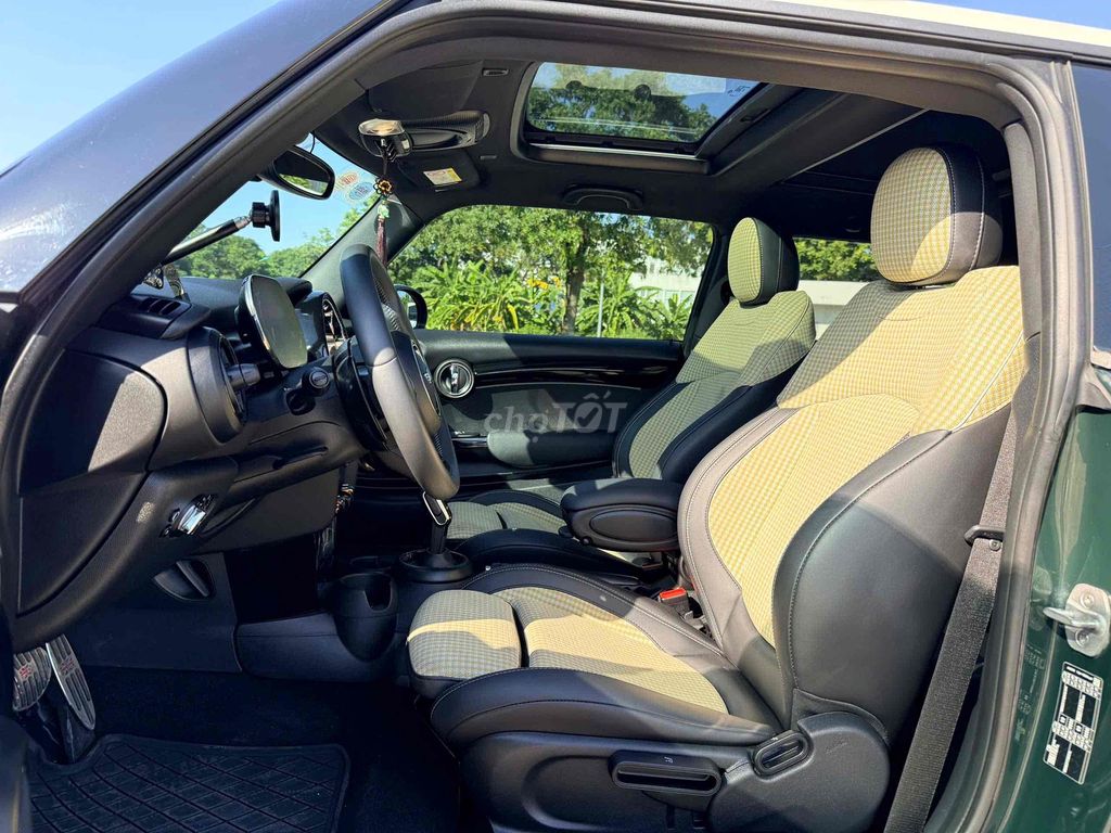 MINI CooperS Resolute 2023 Xanh rêu. Mua bán Ô tô tại Quận Ba Đình Hà Nội được đăng bởi Phú Việt hình 5