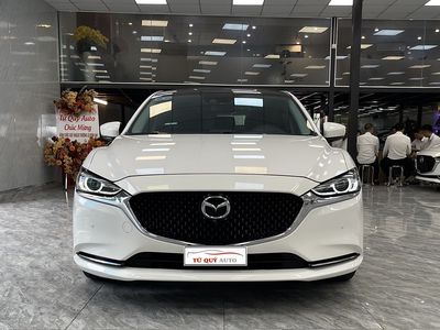 Bán Mazda 6 Premium 2.0AT TCCC 2021 - Trắng