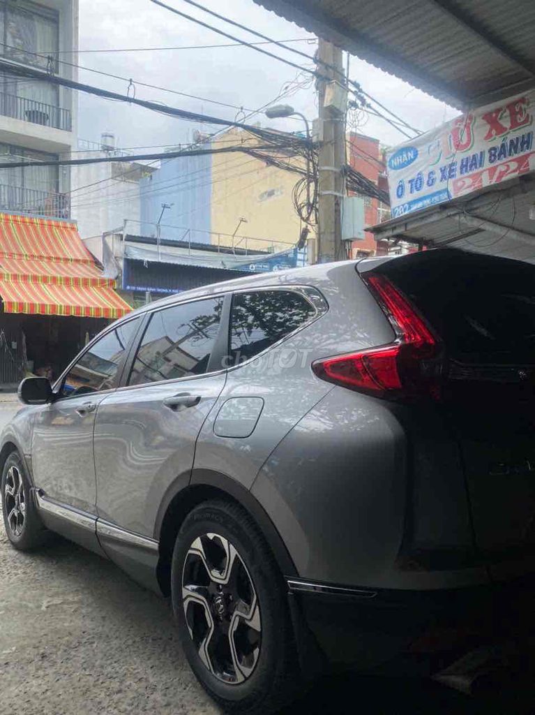 Chính chủ bán Honda CRV L Bạc 51965 km. Mua bán Ô tô tại Quận 11 Tp Hồ Chí Minh được đăng bởi TRƯỜNG TÂM  hình 6