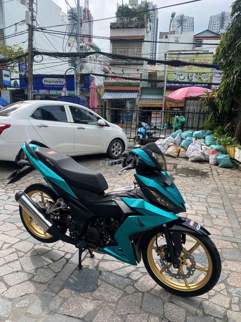 Xe Honda Winner bstp. Mua bán Xe máy tại Quận 7 Tp Hồ Chí Minh được đăng bởi trình minh sơn hình 1