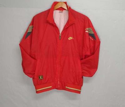 Khoác gió NiKe Vintage 1989. Mua bán Quần áo tại Quận Tây Hồ Hà Nội được đăng bởi Xem Nữa ở Đây