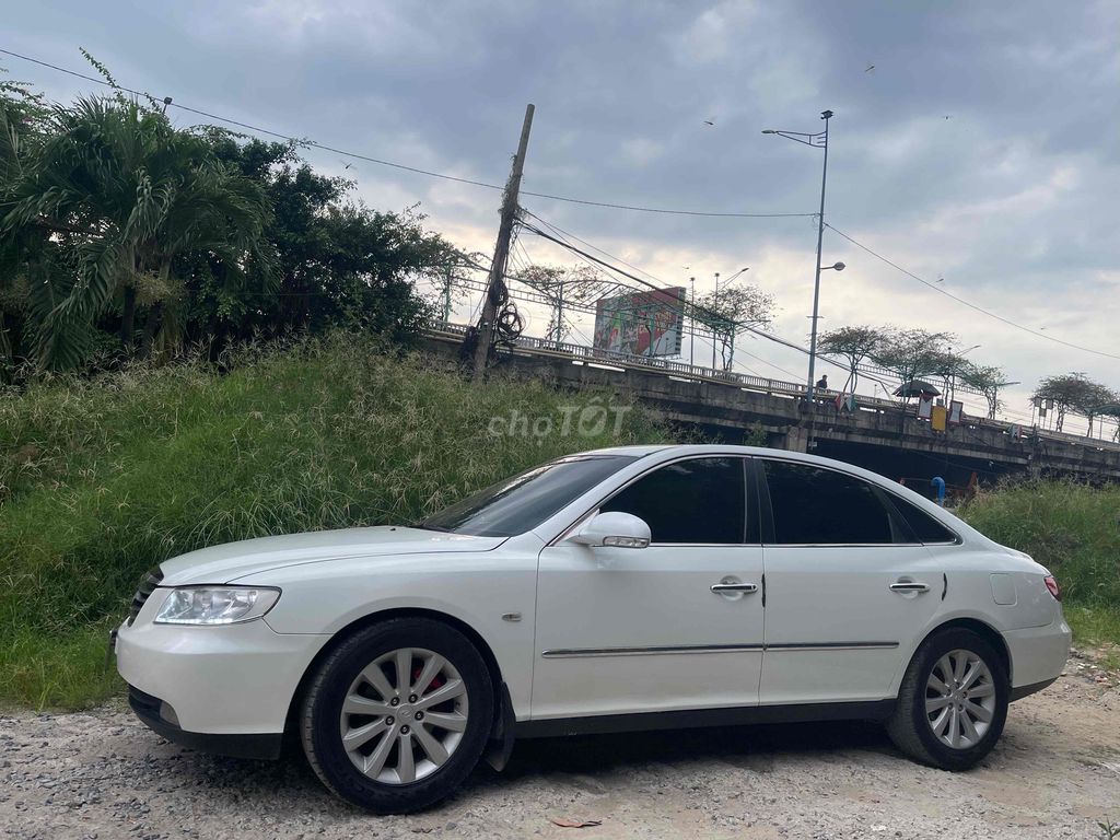 Hyundai AZERA std màu trắng. Mua bán Ô tô tại Quận Tân Bình Tp Hồ Chí Minh được đăng bởi Anh Duy hình 2