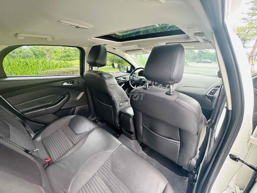 Focus 2018 Sport xe gia đình sử dụng từ đầu.. Mua bán Ô tô tại Quận Thanh Xuân Hà Nội được đăng bởi Hoàng Anh hình 7