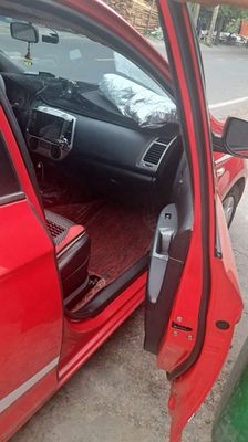 Hyundai i20 1.4 AT Màu Đỏ, Sản Xuất 2010. Mua bán Ô tô tại Thành phố Thủ Đức Tp Hồ Chí Minh được đăng bởi Hùng