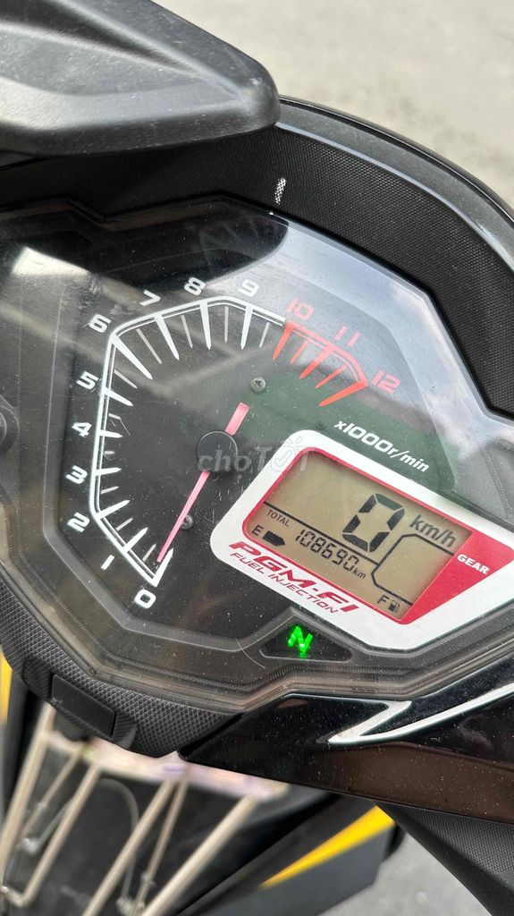 Honda Winner v1 черный с золотым, в родне, тихий