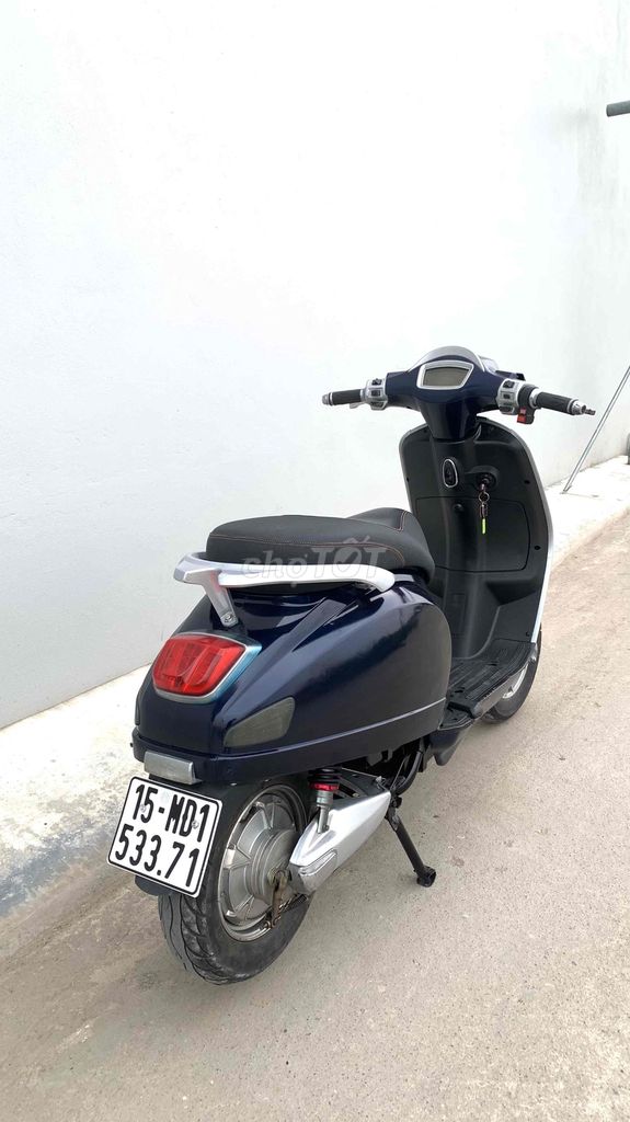 Xe máy điện Vespa màu Xanh đậm đủ đăng ký. Mua bán Xe điện tại Huyện Ý Yên Nam Định được đăng bởi Bếu Pham hình 2
