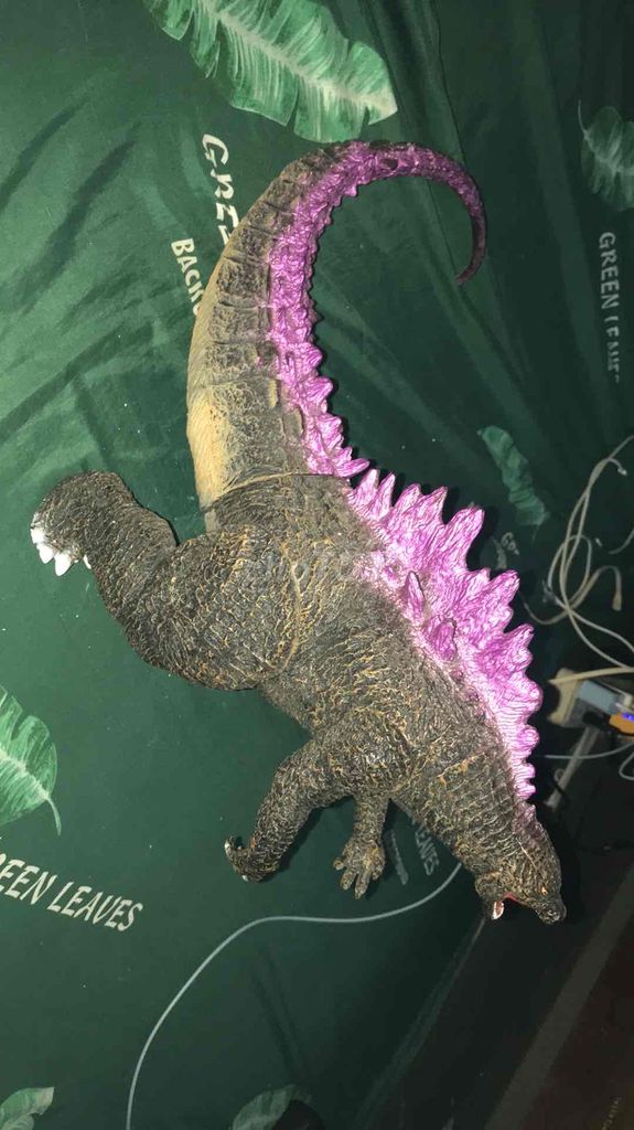 Mô hình Godzilla Nâu, Tím Bền, an toàn