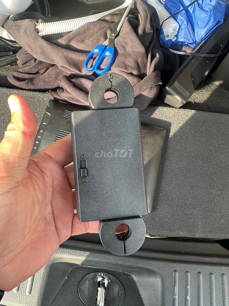 Màn hình ô tô màu Đen. Mua bán Phụ tùng xe tại Thị xã Tân Uyên Bình Dương được đăng bởi Luyến hình 6