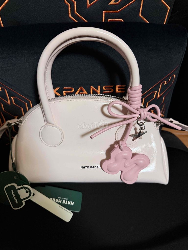 Túi xách Mate Made Nữ Hồng nhạt. Mua bán Túi xách tại Quận Thanh Xuân Hà Nội được đăng bởi Bapeshall hình 1