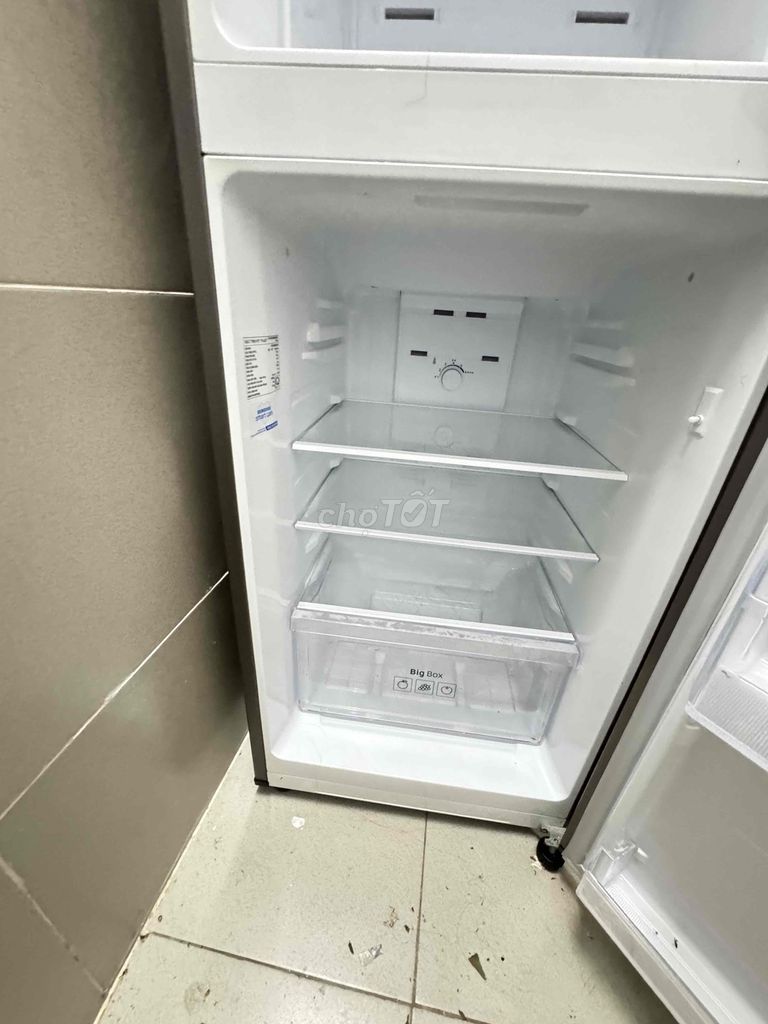 tủ lạnh còn mới
