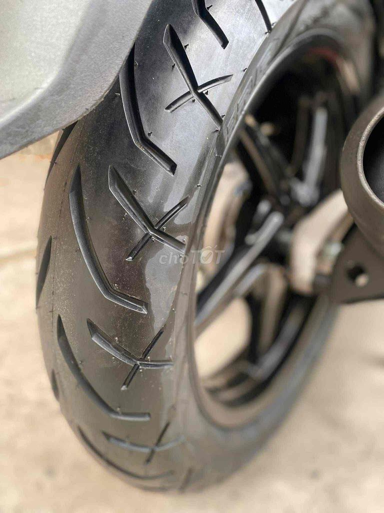 Sh 150 tứ quí 4 xe đẹp từ trong ra ngoài. Mua bán Xe máy tại Quận Thanh Khê Đà Nẵng được đăng bởi Long hình 17