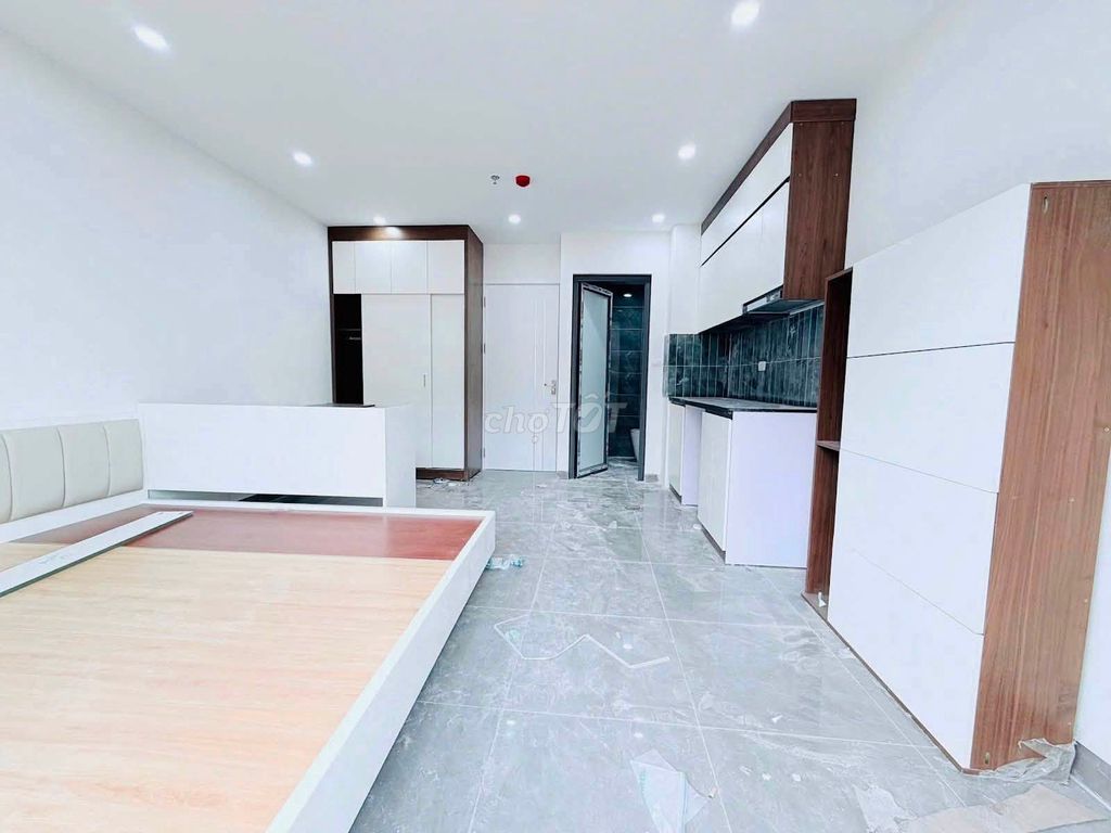 Комната 30м2 в Зяпбат, Хоангмай, полная мебель, лифт