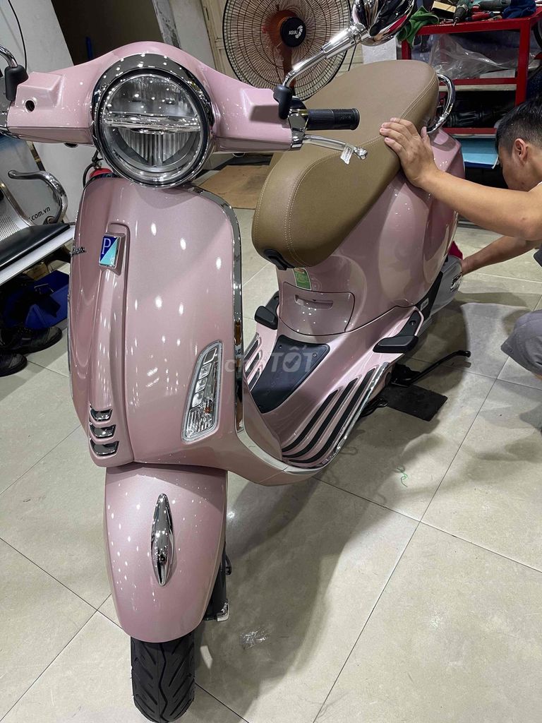 vespa 2022 bao zin chính chủ vừa hết bh. Mua bán Xe máy tại Quận Cẩm Lệ Đà Nẵng được đăng bởi Mến Phạm hình 1