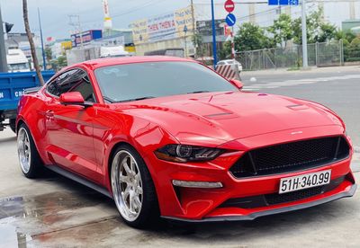 Ford Mustang EcoBoost Fastback 2018 đk 2019
