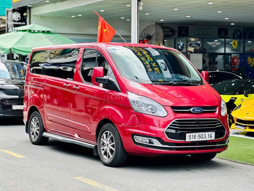 Ford Tourneo Titanium up Limousine Vip Thương Gia