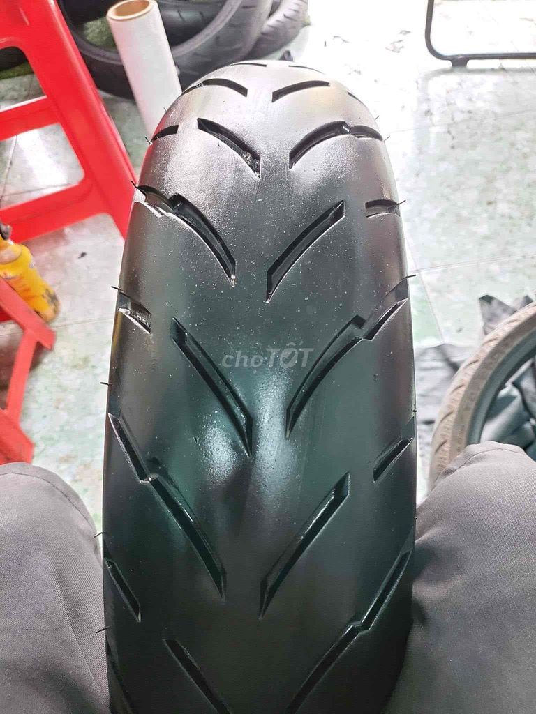 120/70/17 dunlop tháo xe bánh sau winner ex150 155. Mua bán Phụ tùng xe tại Thị xã Bến Cát Bình Dương được đăng bởi Trung Hoàng hình 2