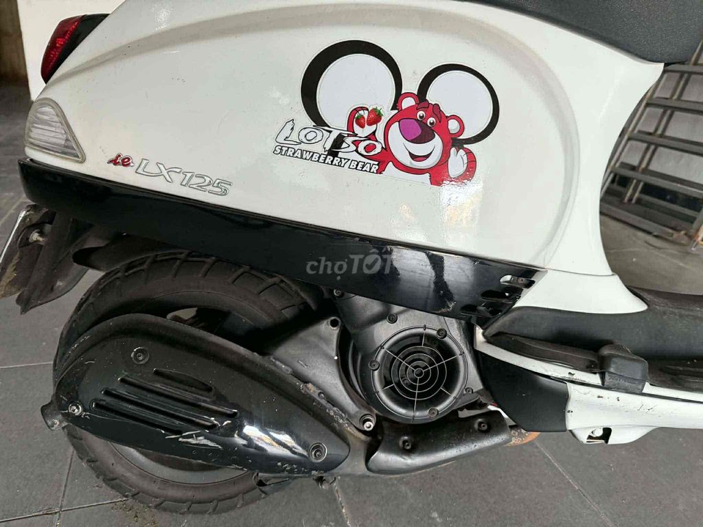 kẹt tiền cần bán vespa LX 125cc gtdd. Mua bán Xe máy tại Huyện Châu Đức Bà Rịa - Vũng Tàu được đăng bởi Nguyễn Như hình 1