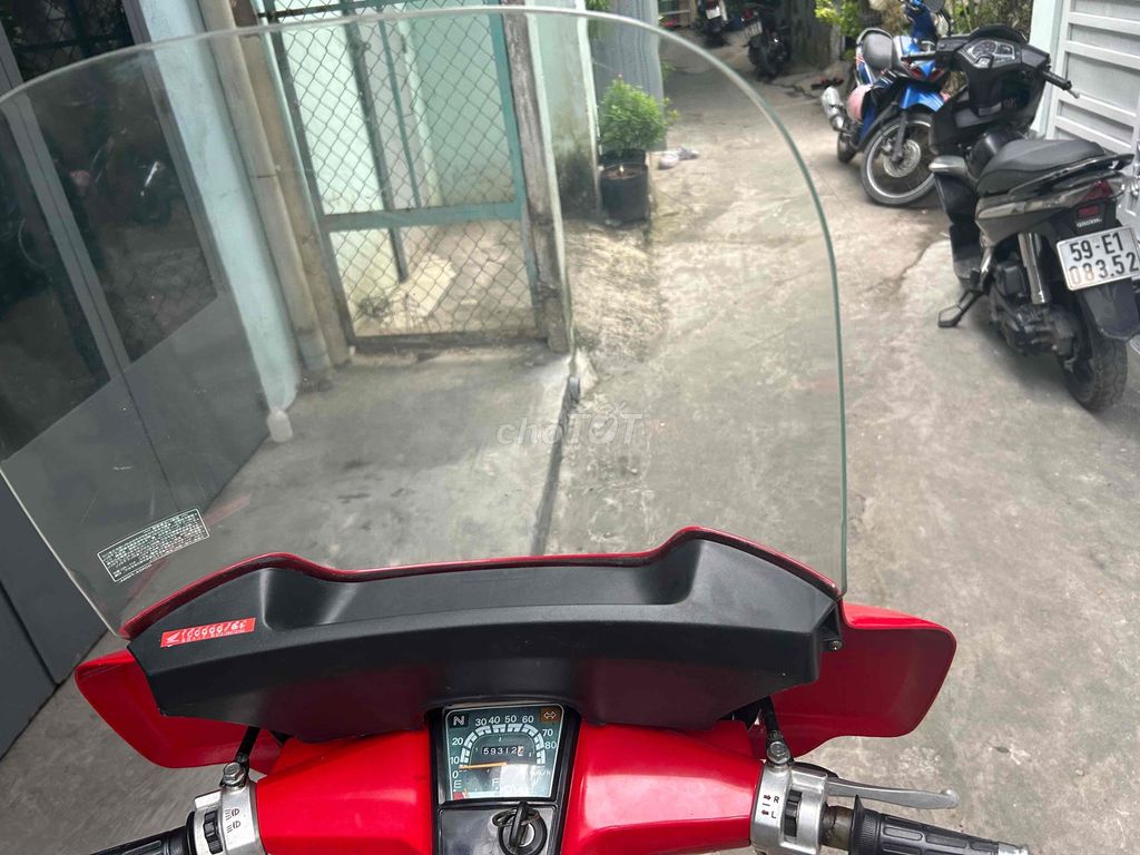 DD, sườn Sơn zin cực đẹp, máy nguyên zin.chính chủ. Mua bán Xe máy tại Huyện Hóc Môn Tp Hồ Chí Minh được đăng bởi Nguyễn Phước hình 1