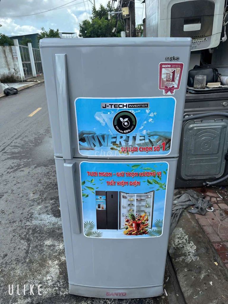 Tủ lạnh Sanyo Inverter 165 lít Xám. Mua bán Tủ lạnh tại Quận Ninh Kiều Cần Thơ được đăng bởi Hữu Nghị Mua Bán Mặt Hàng Điện Lạnh hình 1