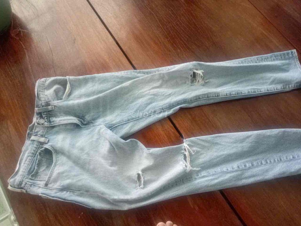 Quần jean Levis nam size 31. Mua bán Quần áo tại Huyện Hồng Dân Bạc Liêu được đăng bởi Ngo Hiếu hình 1