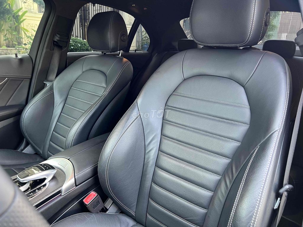 Mercedes C300 AMG 2019. Mua bán Ô tô tại Quận Bình Tân Tp Hồ Chí Minh được đăng bởi Hoàng Thọ hình 9