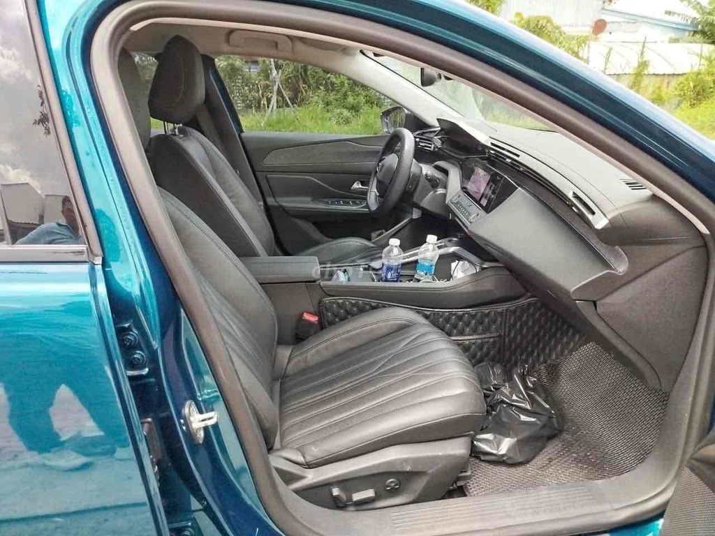 Peugeot 408 2024 Allure 1.6 AT - 13000 km. Mua bán Ô tô tại Quận 8 Tp Hồ Chí Minh được đăng bởi nguyễn thúc khoa hình 11