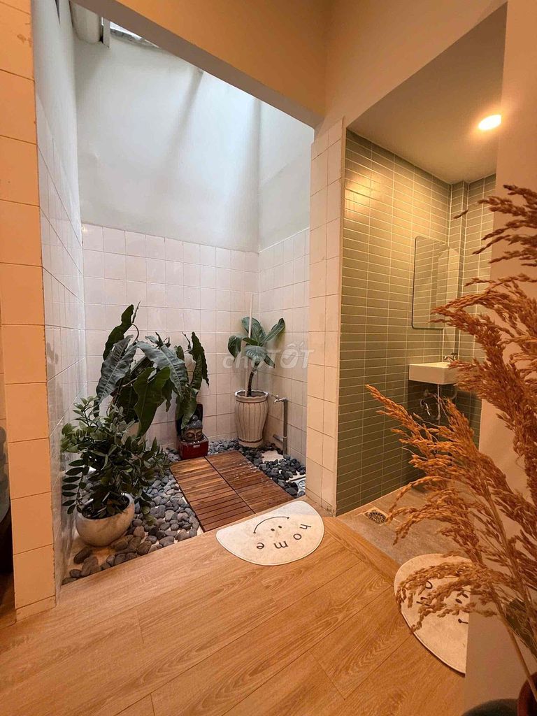 Rent · 2 bd · 63 м² · Quận 10, ул. Đường Hòa Hưng