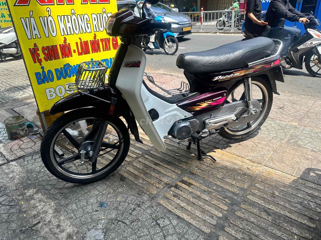 Honda Dream lùn màu Nâu trắng. Mua bán Xe máy tại Quận Bình Thạnh Tp Hồ Chí Minh được đăng bởi Chương Decal hình 4