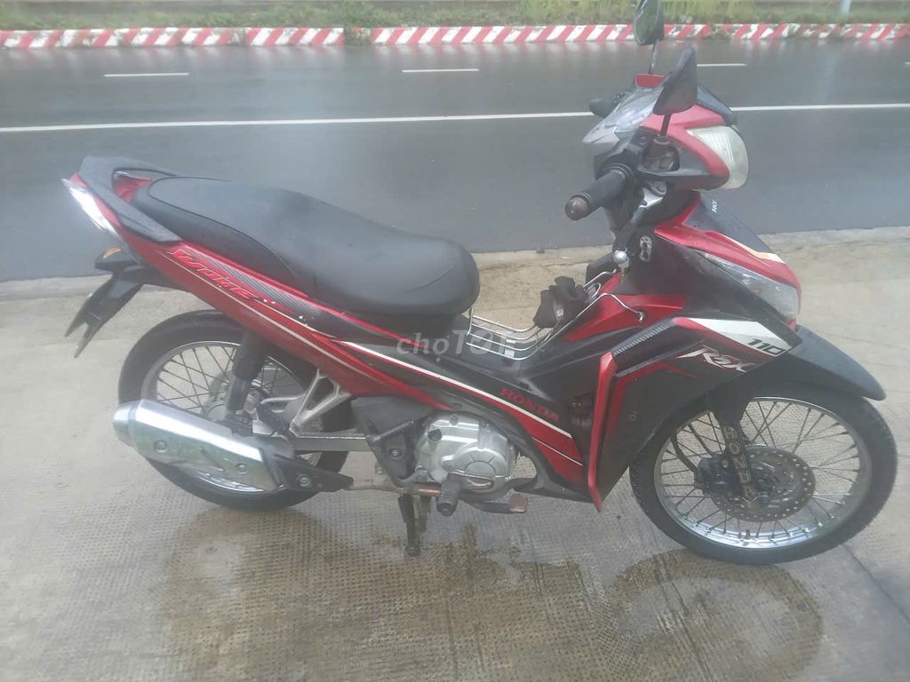 xe nhà ít đi cần bán. Mua bán Xe máy tại Thành phố Dĩ An Bình Dương được đăng bởi Tuấn Kiệt hình 2