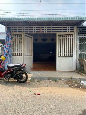 Nhà phố 132 m² · 2 PN · Đường Nguyễn Thị Lắng