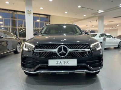 Mercedes GLC300 AMG 4MATIC 2022 Xám. Mua bán Ô tô tại Quận 7 Tp Hồ Chí Minh được đăng bởi JENNIE