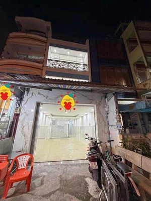 Nhà phố 60 m² · 4 PN · Đường Phan Xích Long