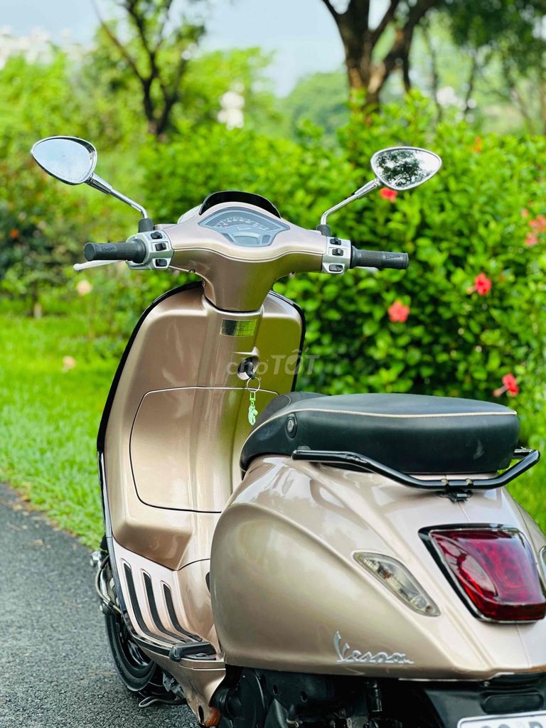 VESPA SPRIN125cc chính chủ. Mua bán Xe máy tại Quận Gò Vấp Tp Hồ Chí Minh được đăng bởi Nguyễn Hoàng Mua Bán Xe hình 8