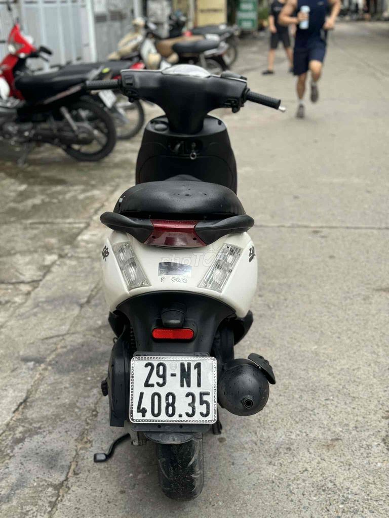 piaggio zip 100 trắng. xe đẹp chạy ít máy nguyên. Mua bán Xe máy tại Quận Nam Từ Liêm Hà Nội được đăng bởi Cường nguyễn hình 5