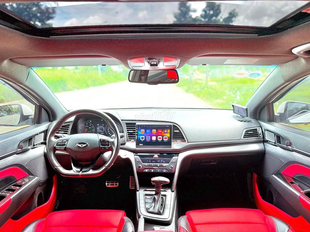 Hyundai Elantra 2018 Sport 1.6 AT - 53000 km. Mua bán Ô tô tại Thành phố Biên Hòa Đồng Nai được đăng bởi lê văn thắng hình 14