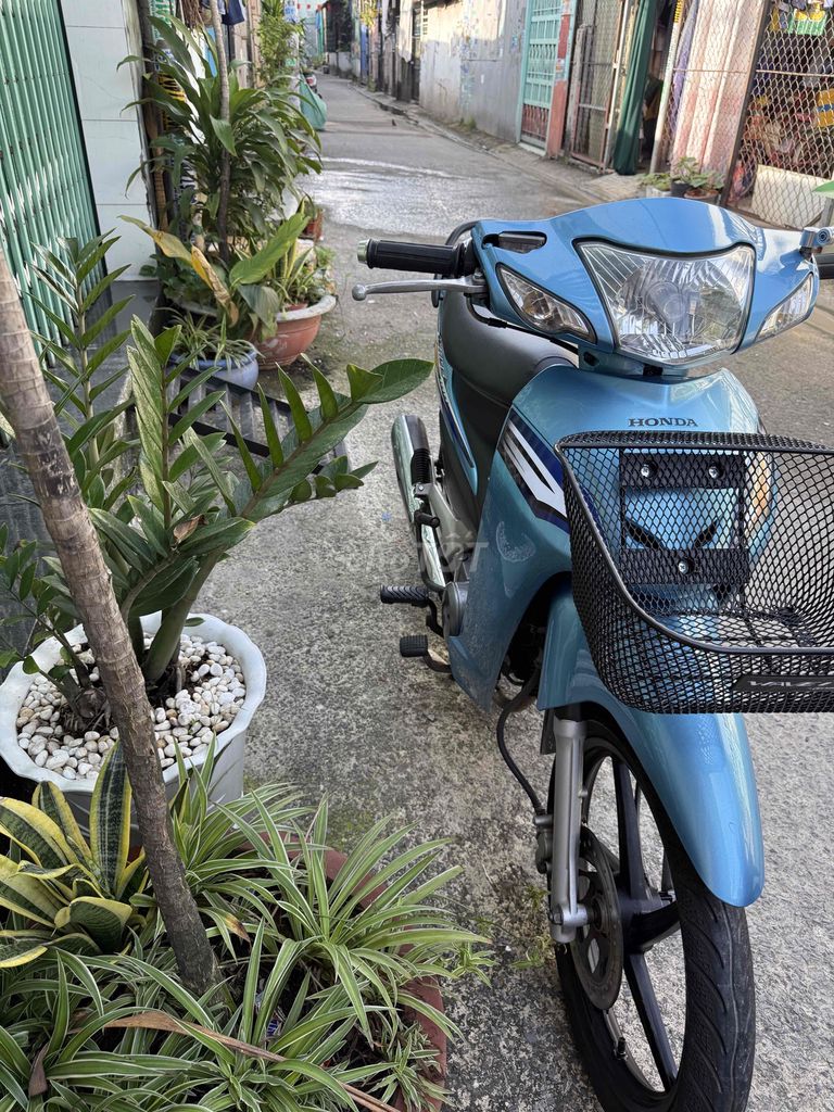 Honda Wave S màu Xanh bstp 9nút. Mua bán Xe máy tại Huyện Hóc Môn Tp Hồ Chí Minh được đăng bởi Quốc hình 2