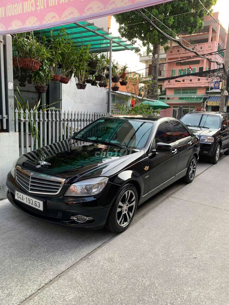 Mercedes Benz C Class 2009 C230 đen sang trọng.. Mua bán Ô tô tại Quận 4 Tp Hồ Chí Minh được đăng bởi Nhã hình 14