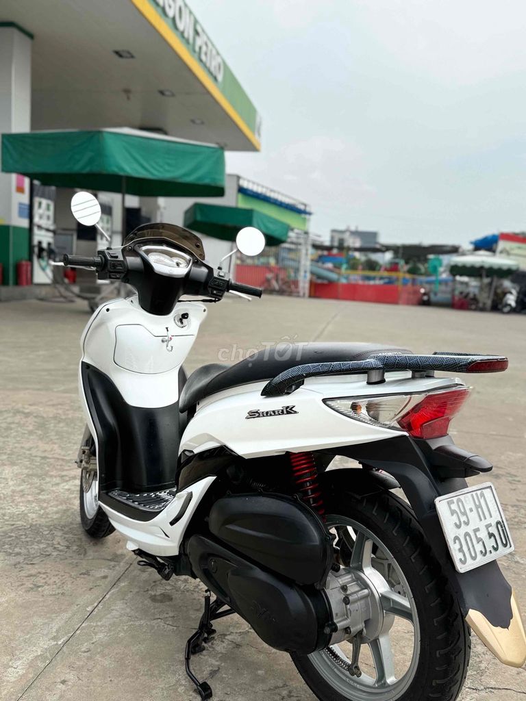 [MUA XE NÀY ĐI TẾT] 👉SYM Shark màu Trắng DÁNG SHi🥦. Mua bán Xe máy tại Quận Bình Tân Tp Hồ Chí Minh được đăng bởi BÙI TIẾN DŨNG hình 11