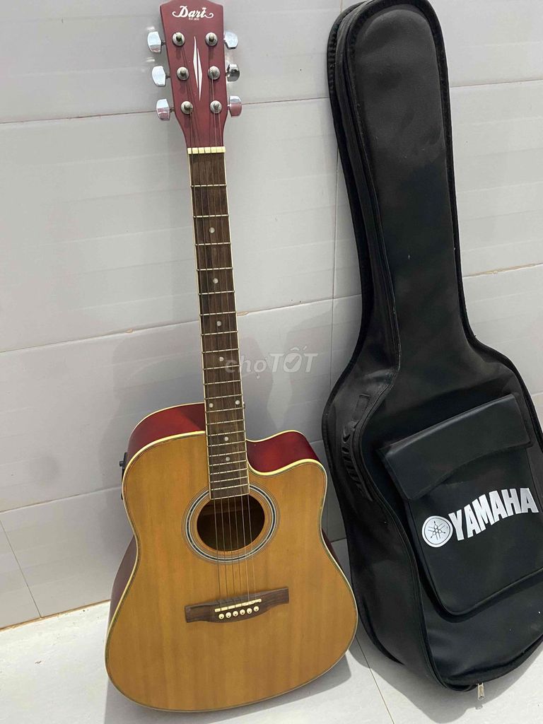 Đàn guitar được tặng lười tập nên pass lại cho mn. Mua bán Nhạc cụ tại Huyện Phù Mỹ Bình Định được đăng bởi Văn Hiếu hình 1