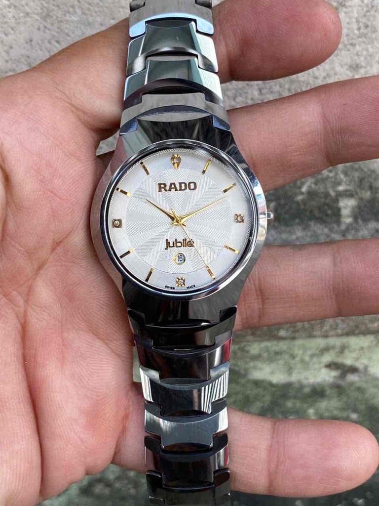 Đồng hồ Nhật Rado vỏ đá size 36,5mm mới 100%