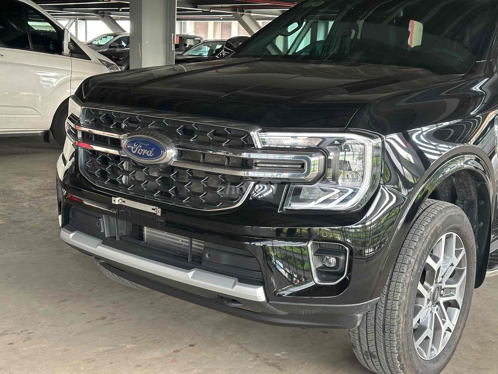 Ford Everest 2022 Titanium 2.0L AT 4x2 - 28000 km. Mua bán Ô tô tại Quận Tân Phú Tp Hồ Chí Minh được đăng bởi FORD BẾN THÀNH ĐẠI LÝ CHÍNH HÃNG  hình 2