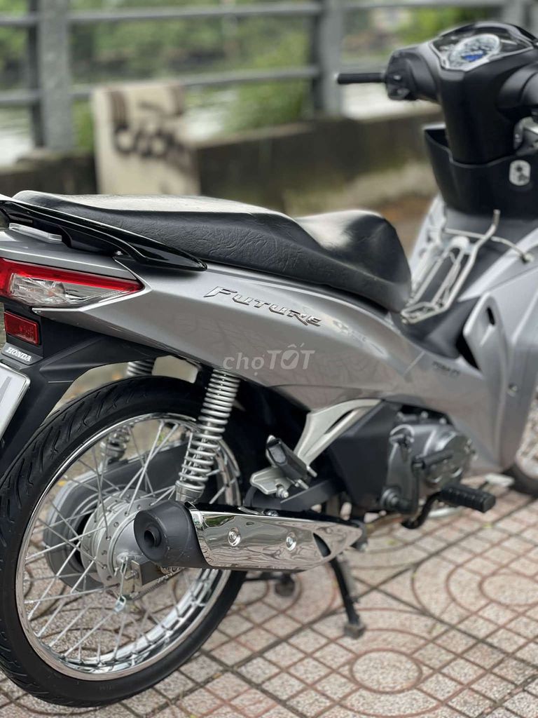 Fu Led 2023 xe đẹp chính chủ ủy quyền. Mua bán Xe máy tại Quận 8 Tp Hồ Chí Minh được đăng bởi Đặng Thái Hòa hình 6