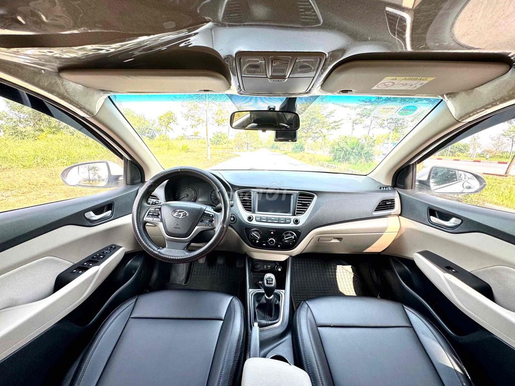 Hyundai Accent 2020. 1.4 MT 70000. Mua bán Ô tô tại Huyện Gia Lộc Hải Dương được đăng bởi Nhất Tín Ô Tô Hải Dương hình 12