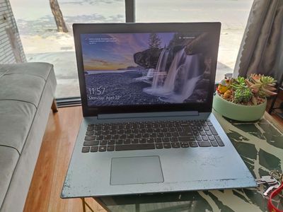 Laptop Lenovo Ideapad 320 - 15IAP